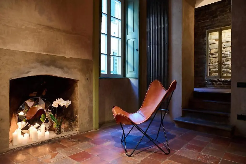 Domus Dea Luxury Apartment Bergamo Italy